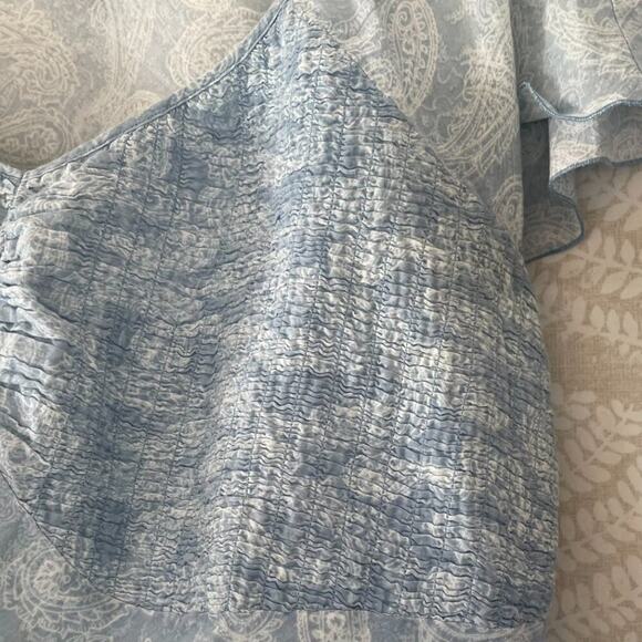 Lane Bryant Pale Blue Paisley Boho Short Ruffle Sleeve Top/Blouse Ruched, 18/20 - Picture 4 of 13